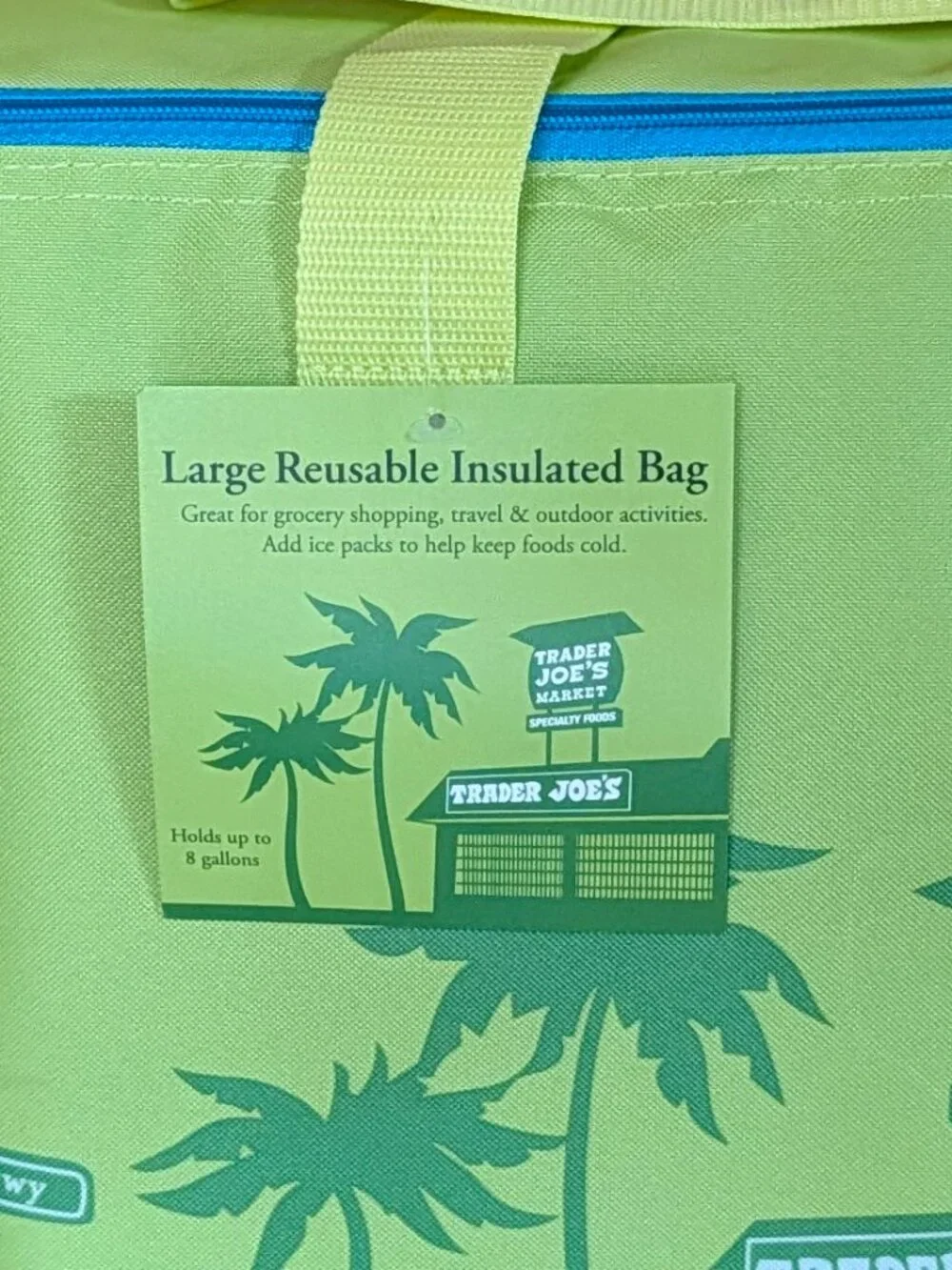Trader JoeS nwt insulated